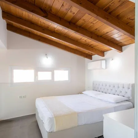 Vakantiehuis Lucia Beachfront