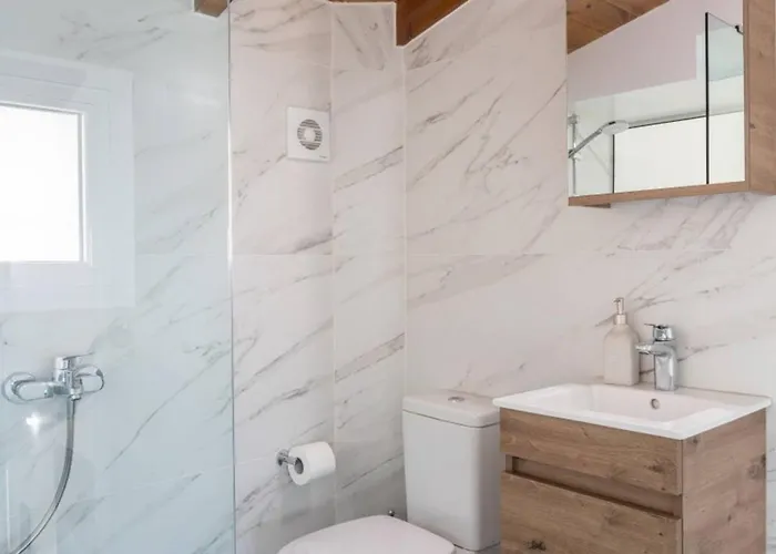 Vakantiehuis Lucia Beachfront *