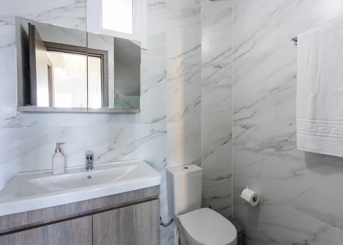 Lucia Beachfront Vakantiehuis Pánormos