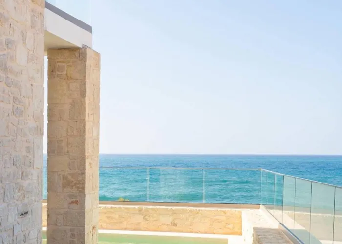 Lucia Beachfront Vakantiehuis *