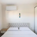 Feriehus Lucia Beachfront